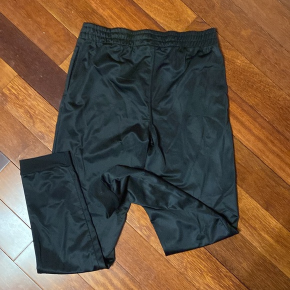 New Balance Joggers XL (18-20) - Picture 5 of 5
